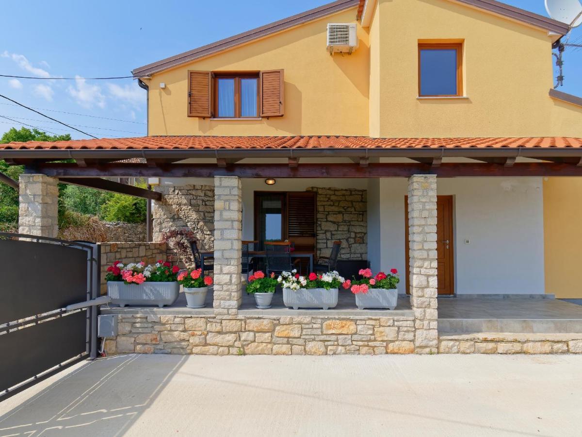 Apartment Larissa By Rent Istria Visnjan Exterior photo